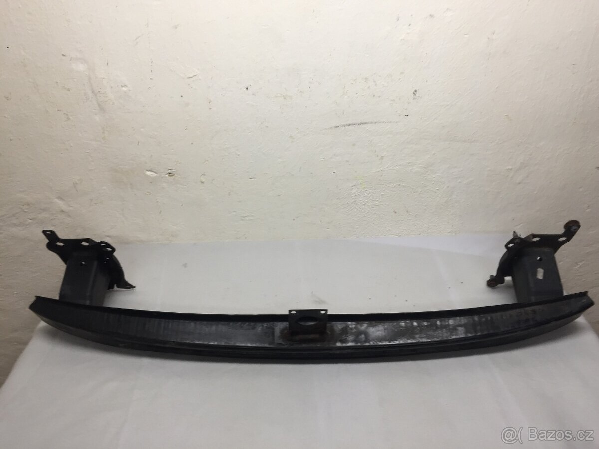 VW GOLF 5 2003-2008 - VÝZTUHA PŘEDNÍHO NÁRAZNÍKU - 2