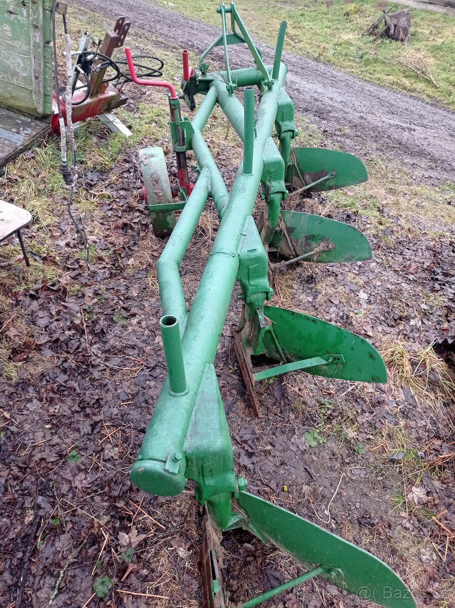 Roudnický pluh traktor - 2