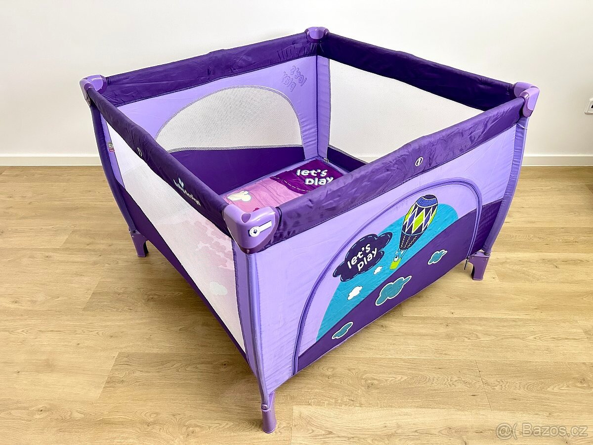Dětská cestovní postýlka + plastové míčky - 2