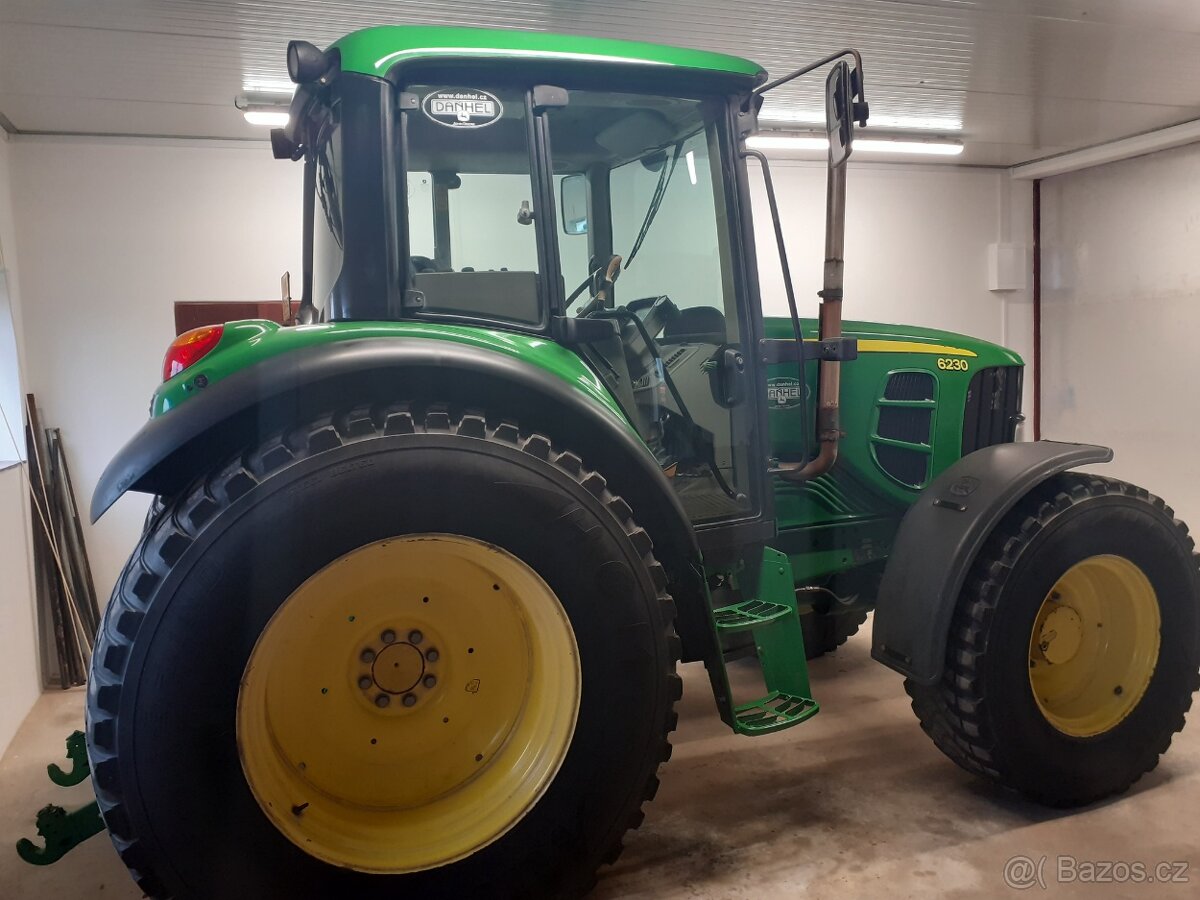 Prodám traktor John Deere 6230 - 2