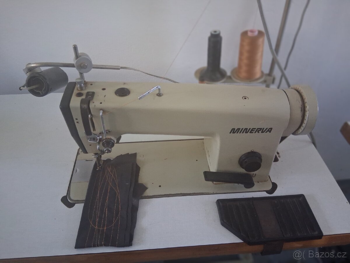 Šicí stroj Minerva - 2
