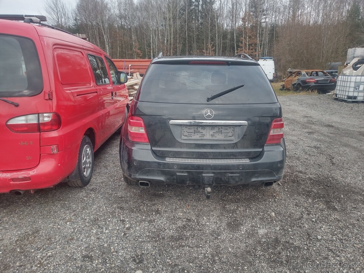 Mercedes Benz ML - 2