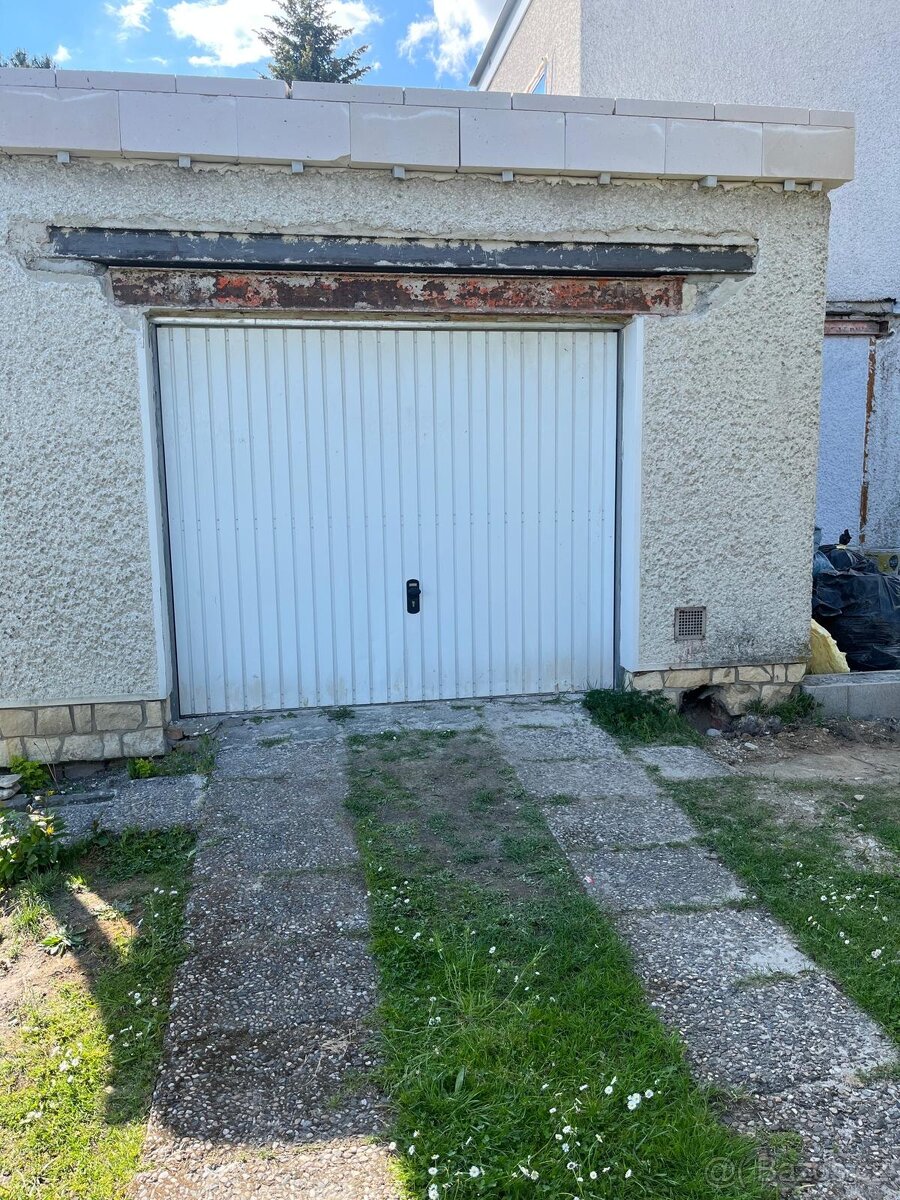 Prodám garážová vrata - 2