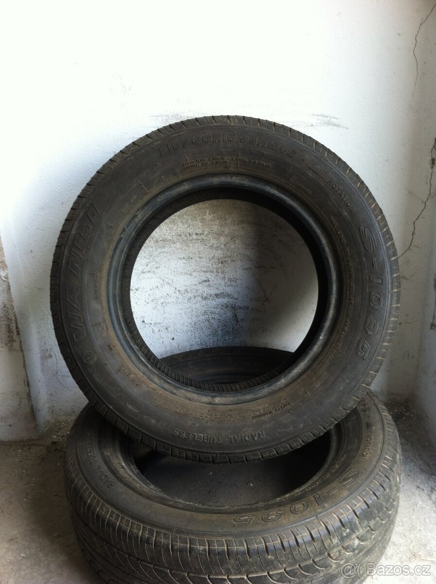 Celoroční Pneu 215/60R15 - 2