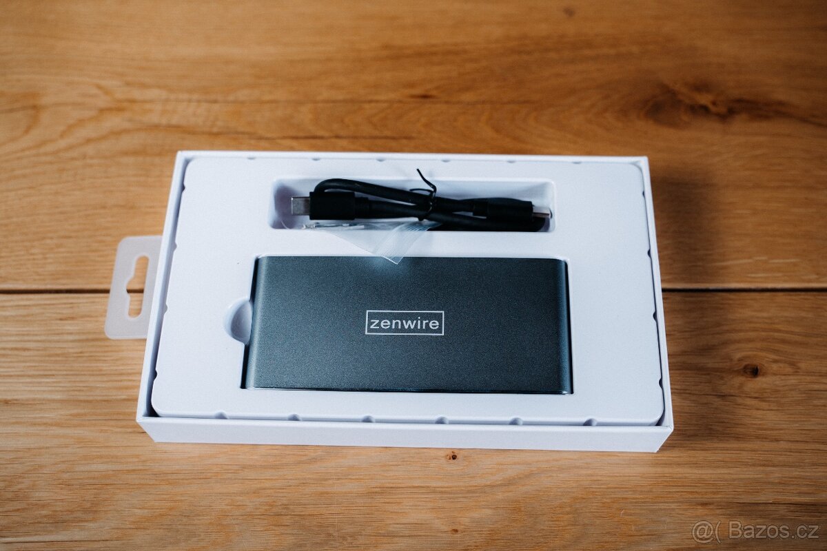 USB rámeček na SSD s HUBem - 2