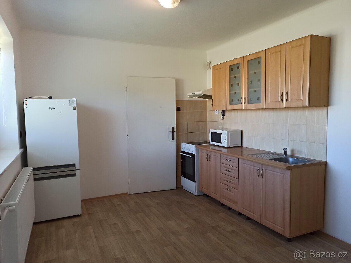 REZERVOVÁNO Byt 2+1 v Studenec u Horek, 57 m² - 2