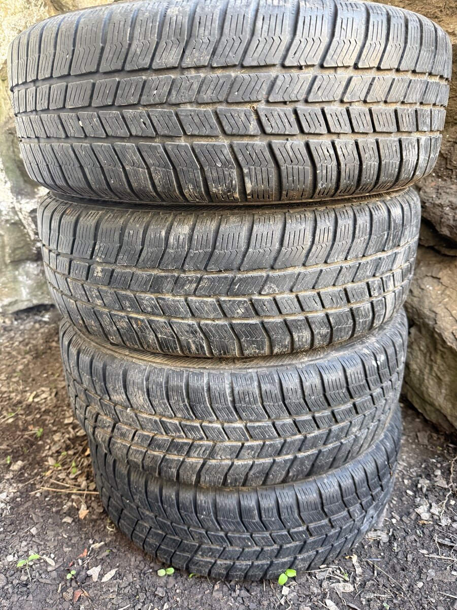 185/60 R15 rozteč 4x100 - 2