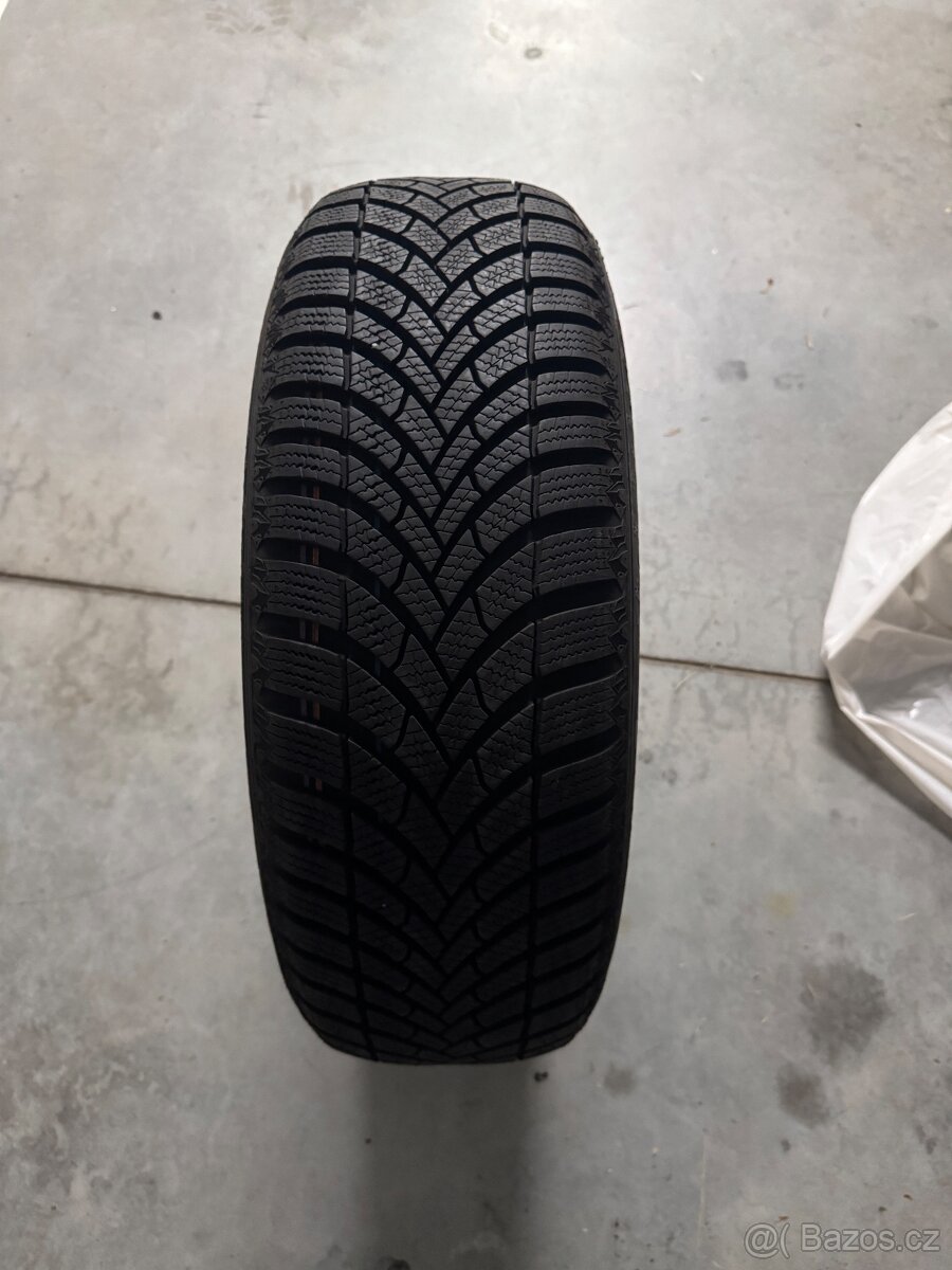 Zimní pneumatiky Semperit 195/60 r16 - 2