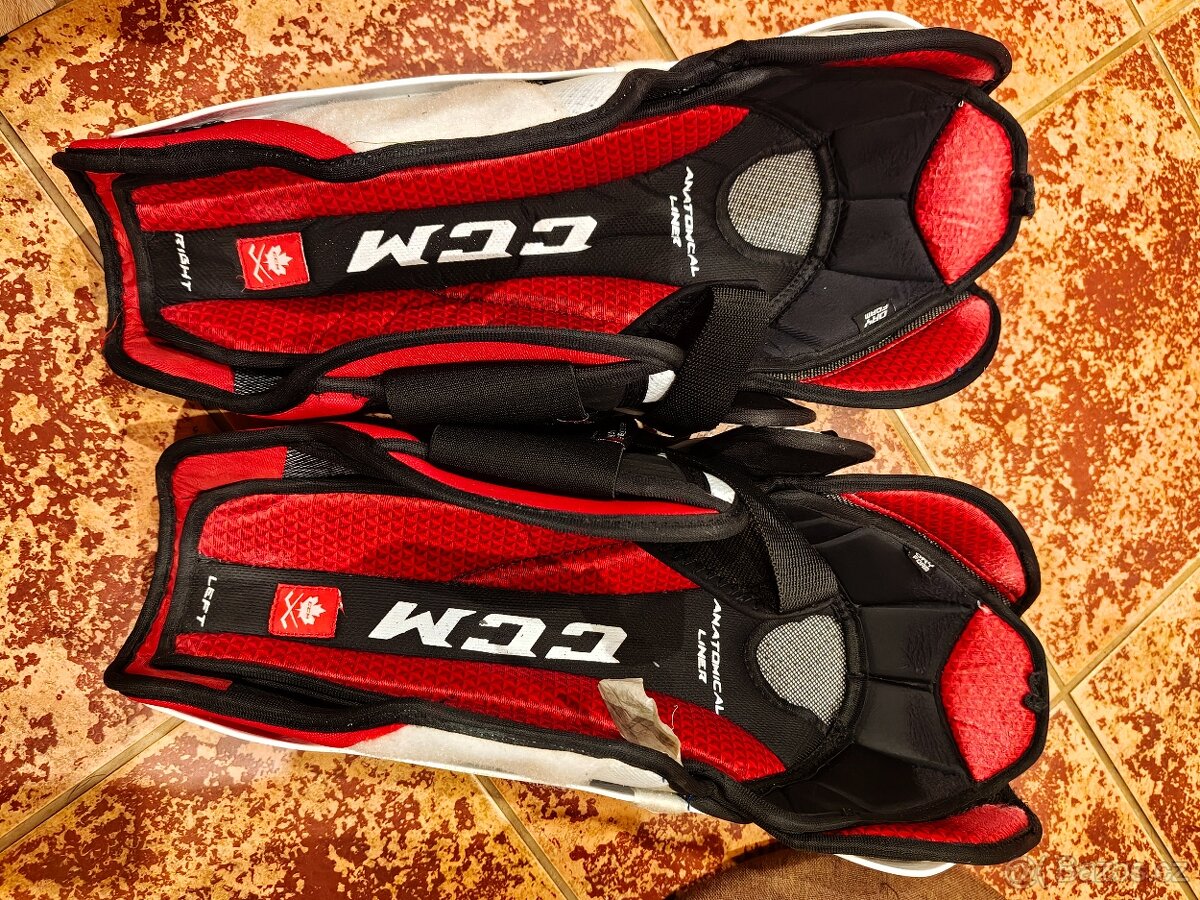Holeně CCM JetSpeed FT4 Pro 14" SR - 2