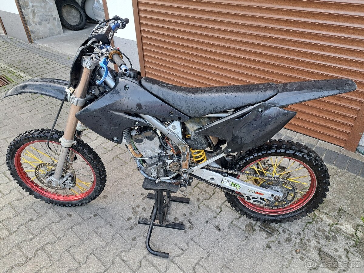 Kawasaki kxf 250 2005 po nehode kx 450 rmz sxf 125