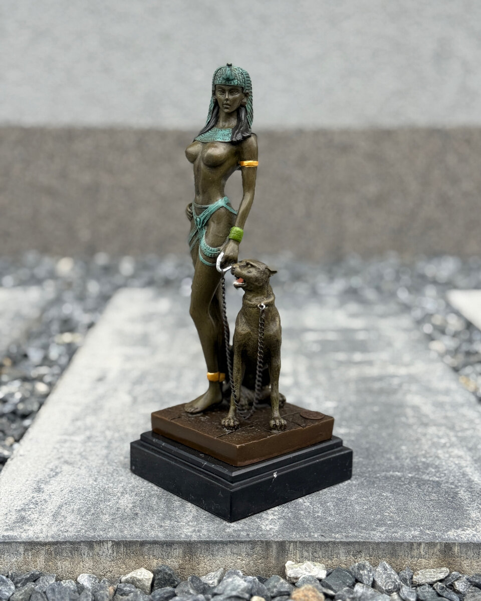 Bronzová socha Kleopatra s panterem exkluziv dekorace dárek - 2