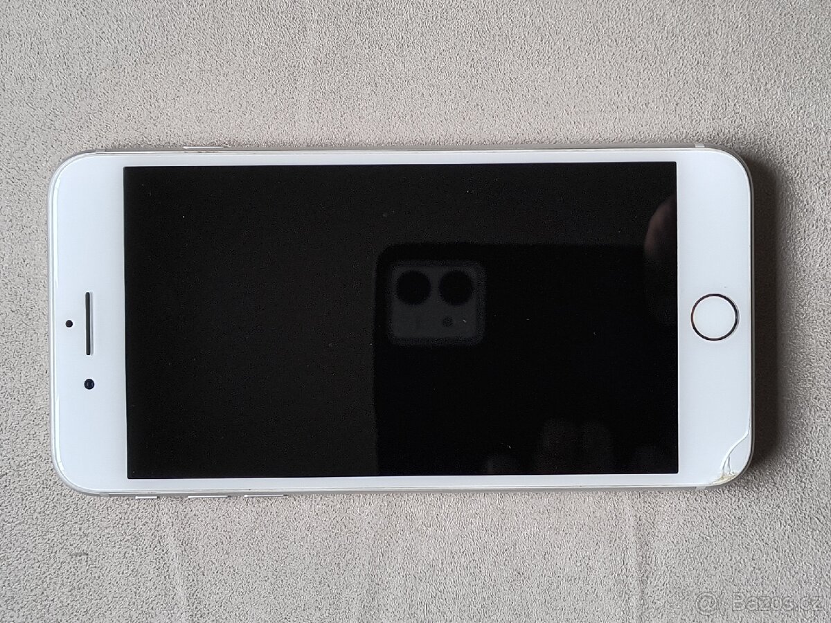 iPhone S8 Plus 256GB + Apple Watch SE - 2