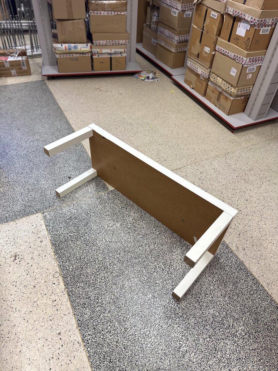 Stolek IKEA LACK - 2