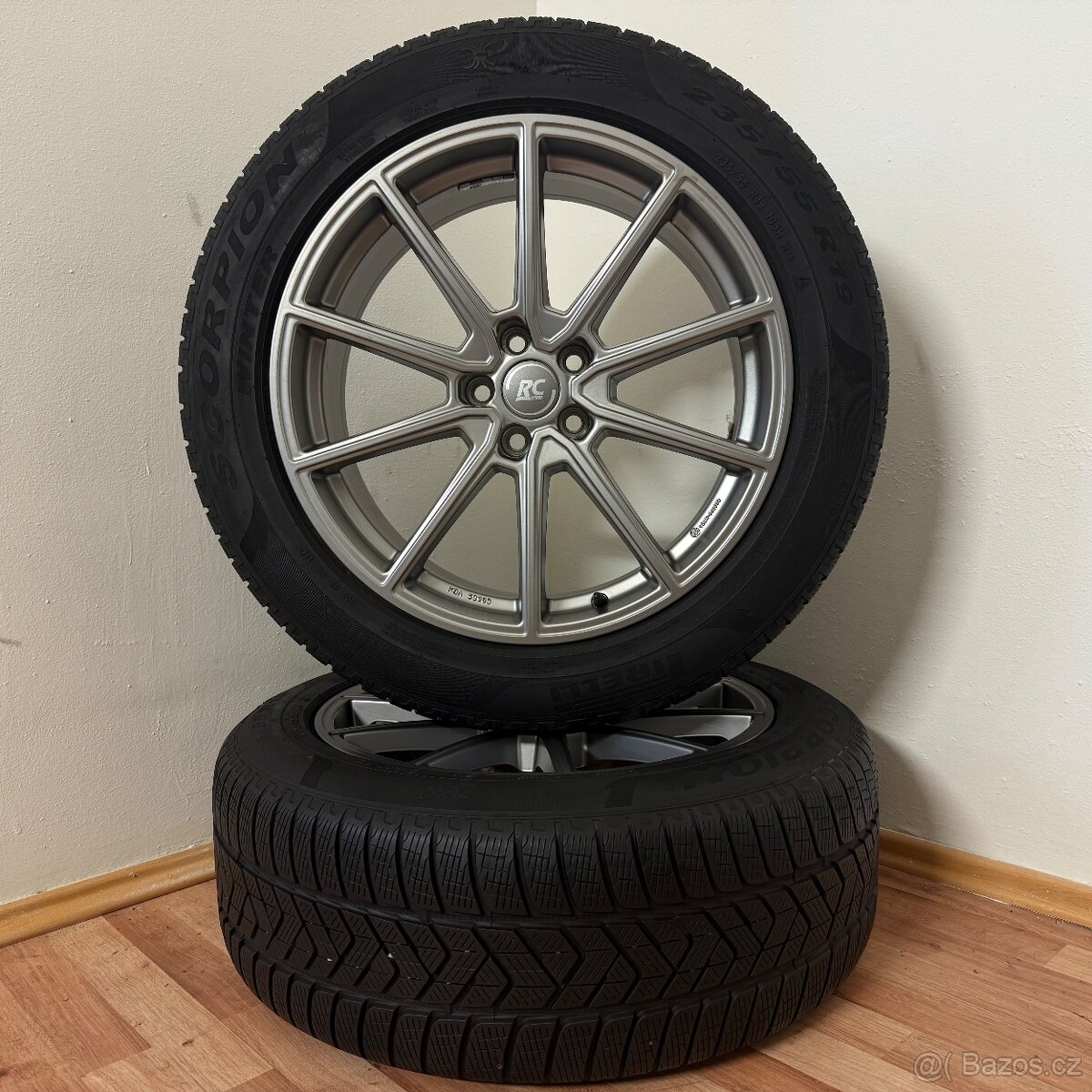 VOLVO/LAND ROVER 5x108 R19 ET45+ZIMNÍ 235/55R19 6mm