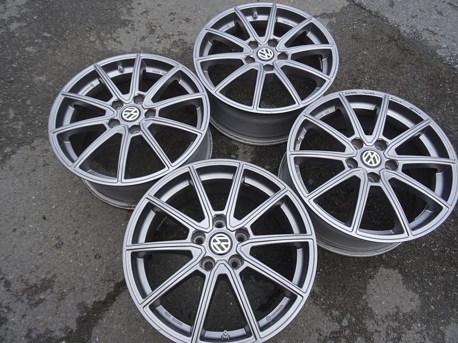 Alu disky šedé na Volkswagen, 17", 5x112, ET 40, šíře 7J - 2