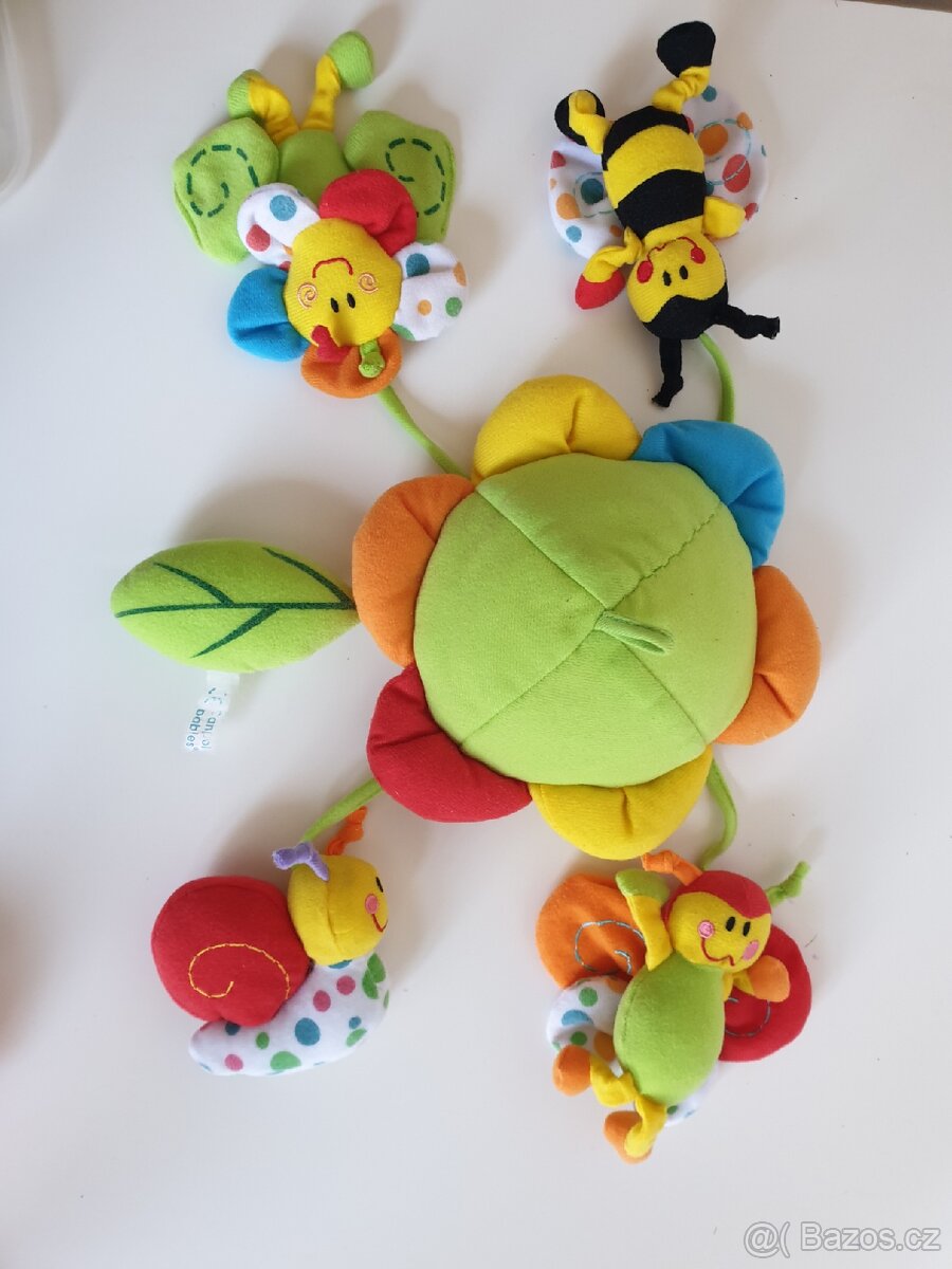 Závěsná hračka nad dětskou postylku - 2