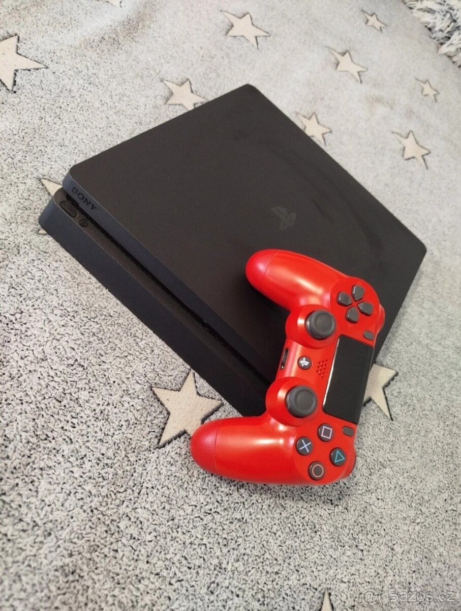 Herní konzole PlayStation 4 - 2