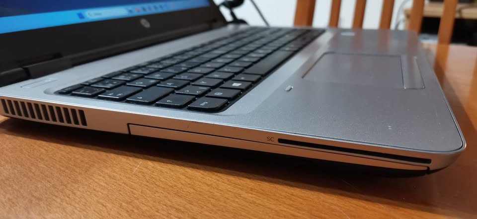 Notebook HP probook, i5, nová baterka, win.11, 224hdr., 8gb. - 2