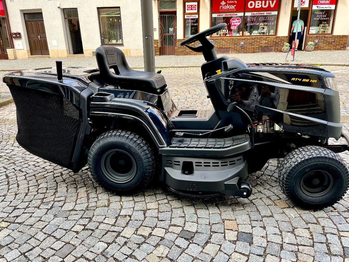 Travní traktor Alpina AT4 98 HA AKCE + ZDARMA MULČ.SADA - 2