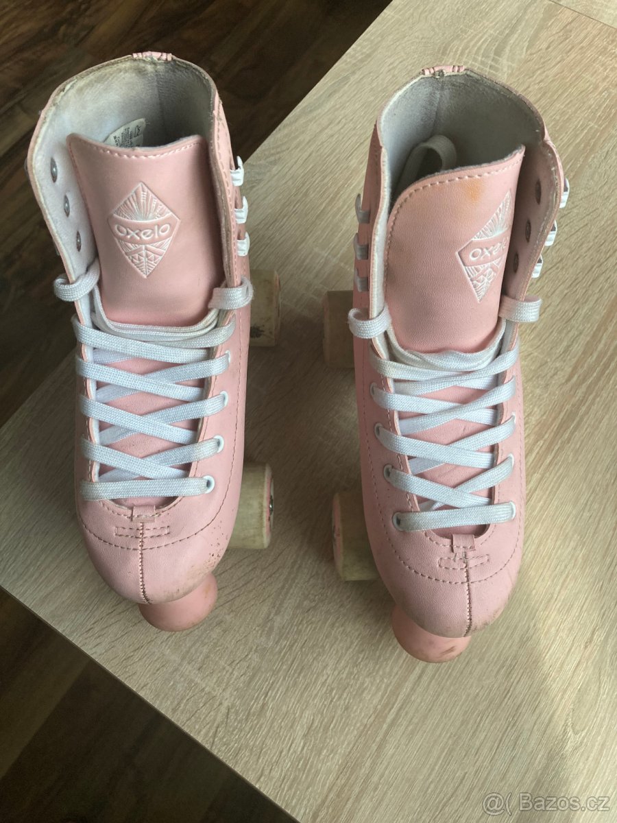 DÍVČÍ KOLEČKOVÉ BRUSLE QUAD - 2