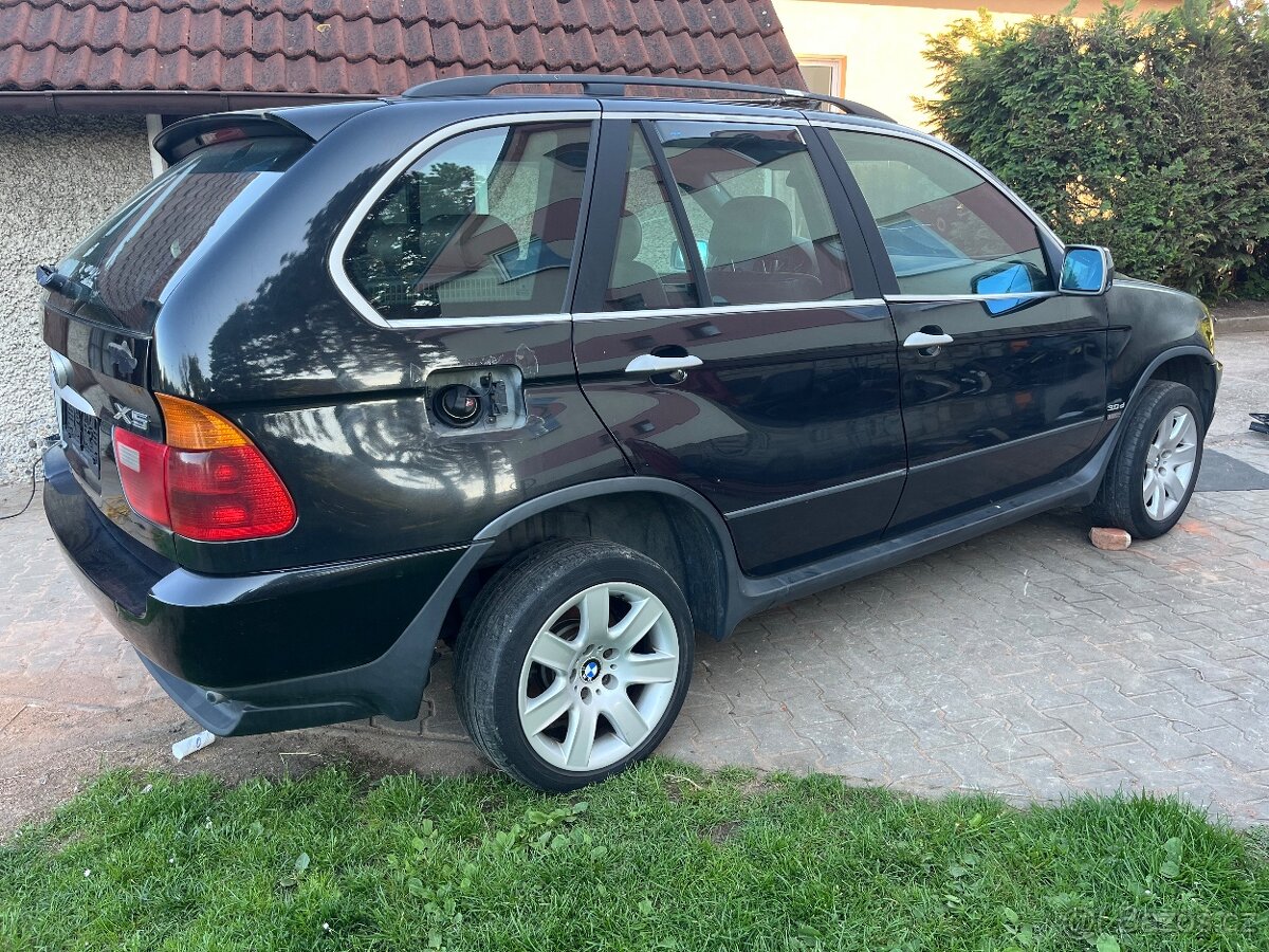 Bmw x5 e53 3.0d 135kw black sapphire metallic (475) - 2