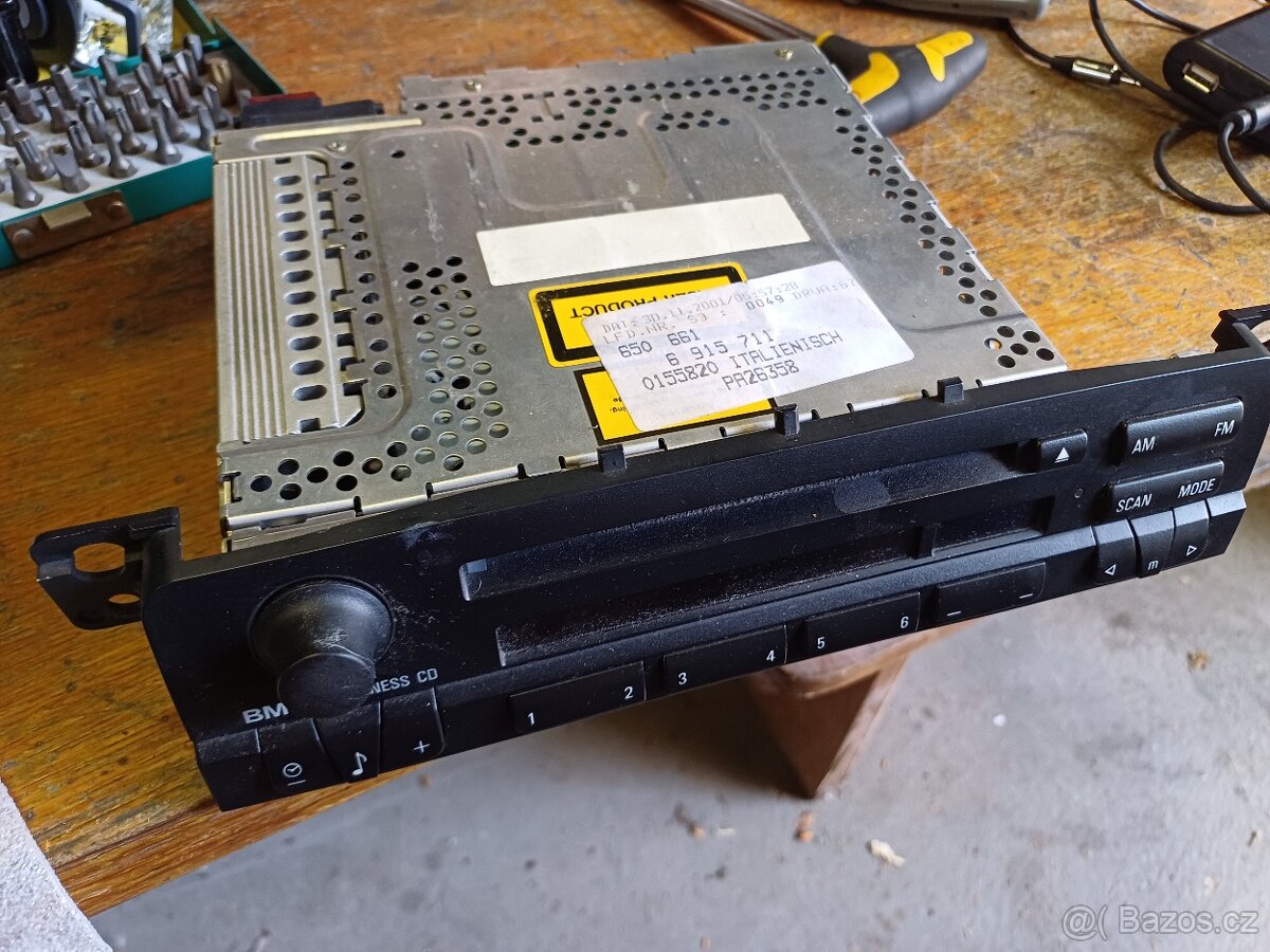 BMW E46 radio CD + spodni kastlik + Dension USB/3,5 Aux - 2