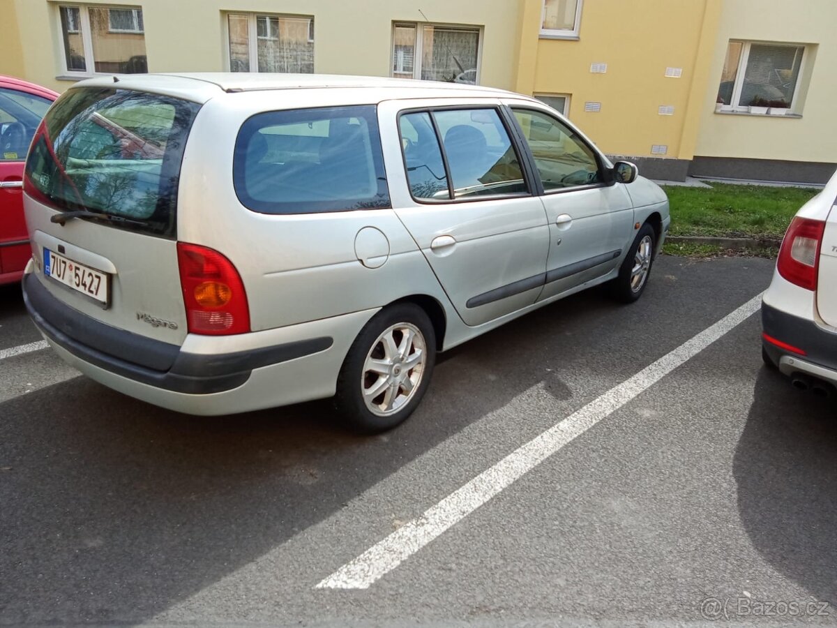 Renault Megané 1.6 16v Grandtour - 2