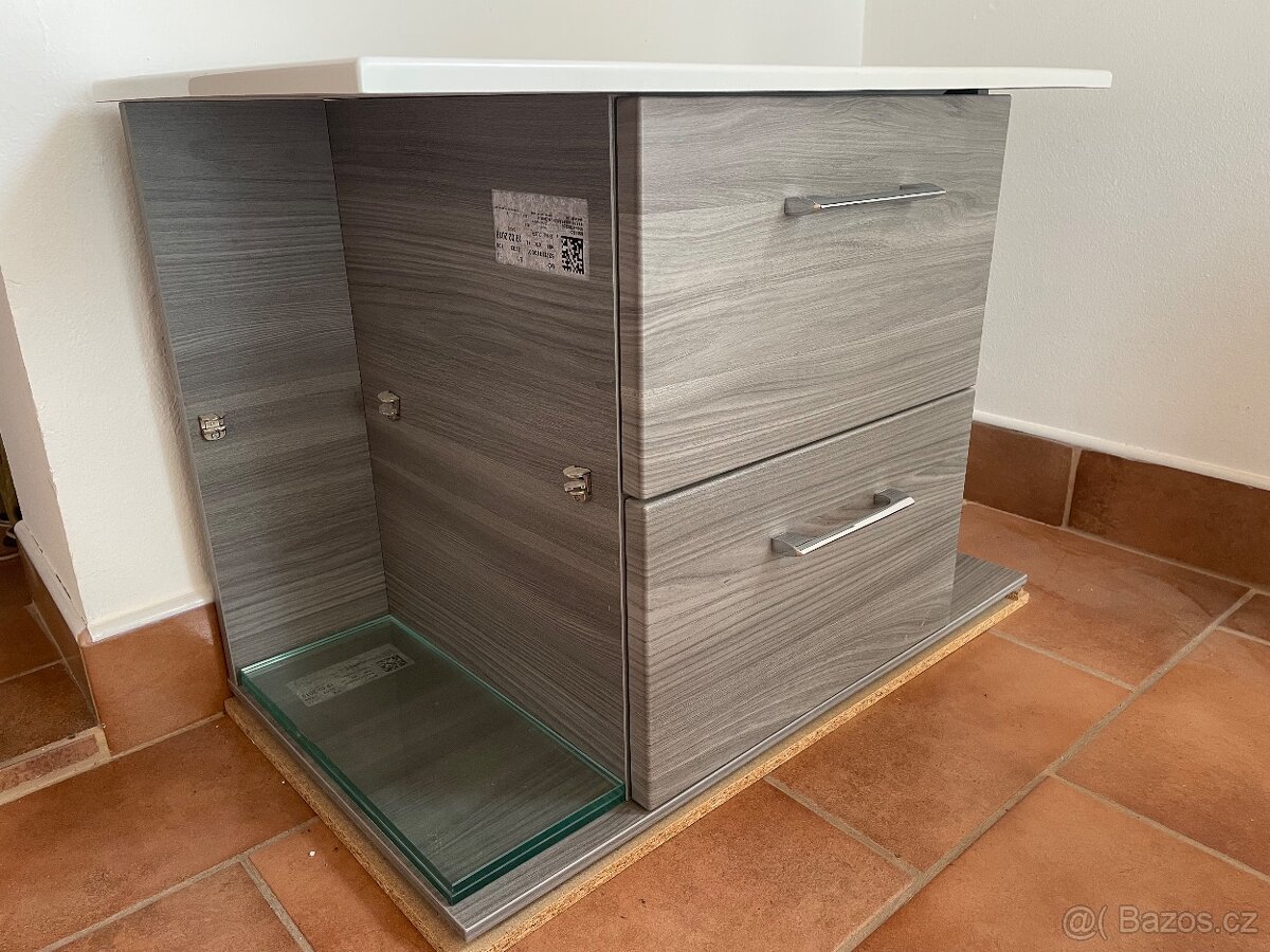 Umyvadlová skříňka - 2