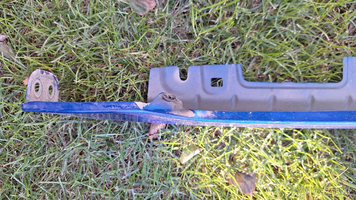 Blatník Octavie 4 5E3821105B - 2