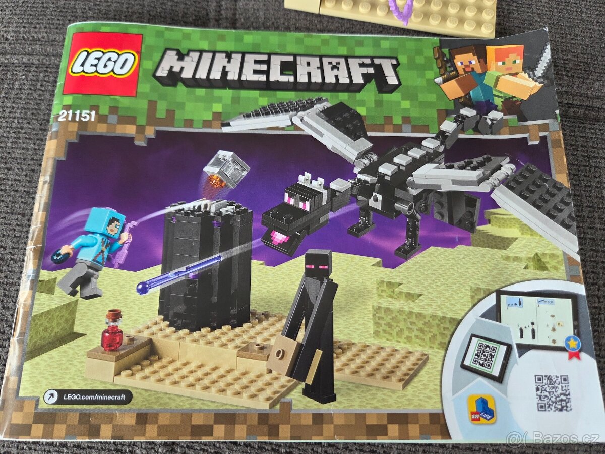 Lego Minecraft 21151 - 2