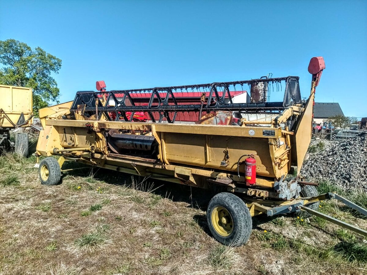 New Holland TX66 - 2