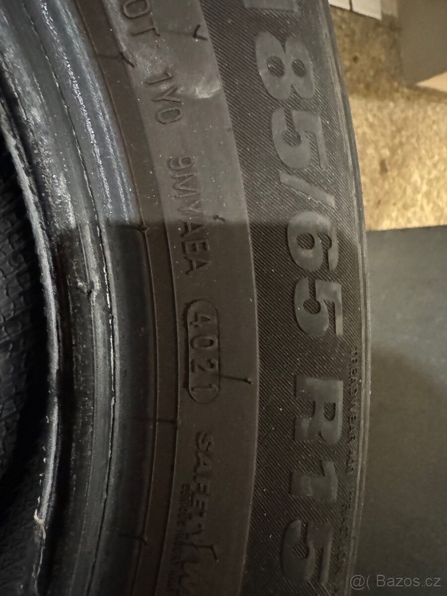 Letní pneu Kumho 185/65 r15 - 2