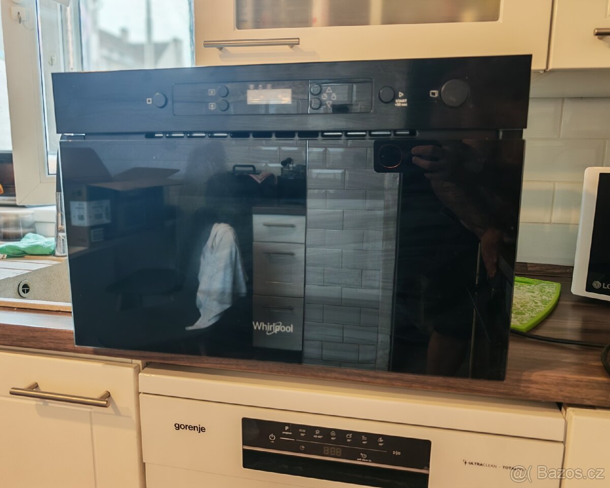 Mikrovlnou troubu Whirlpool
Whirlpool - 2