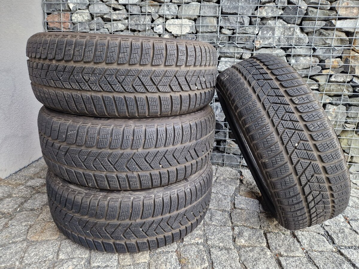 zimní pneu Pirellin 225/50/R18 - 2