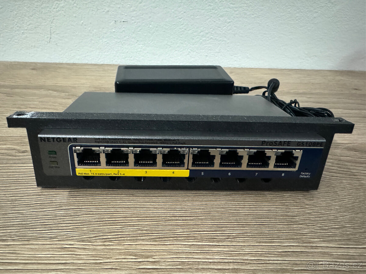 Síťový switch Netgear GS108PE ProSafe Plus V3 - 2