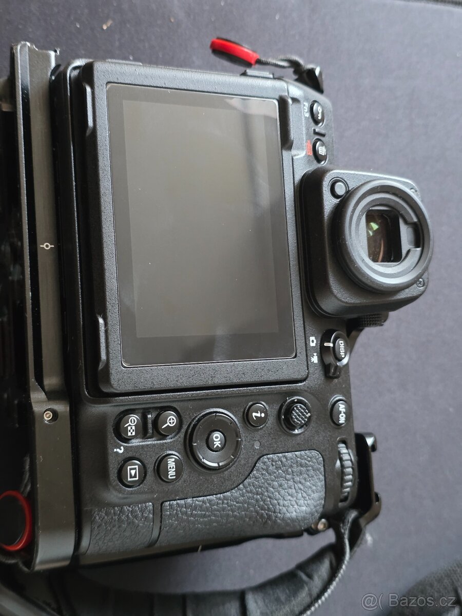 Nikon Z8 - 2