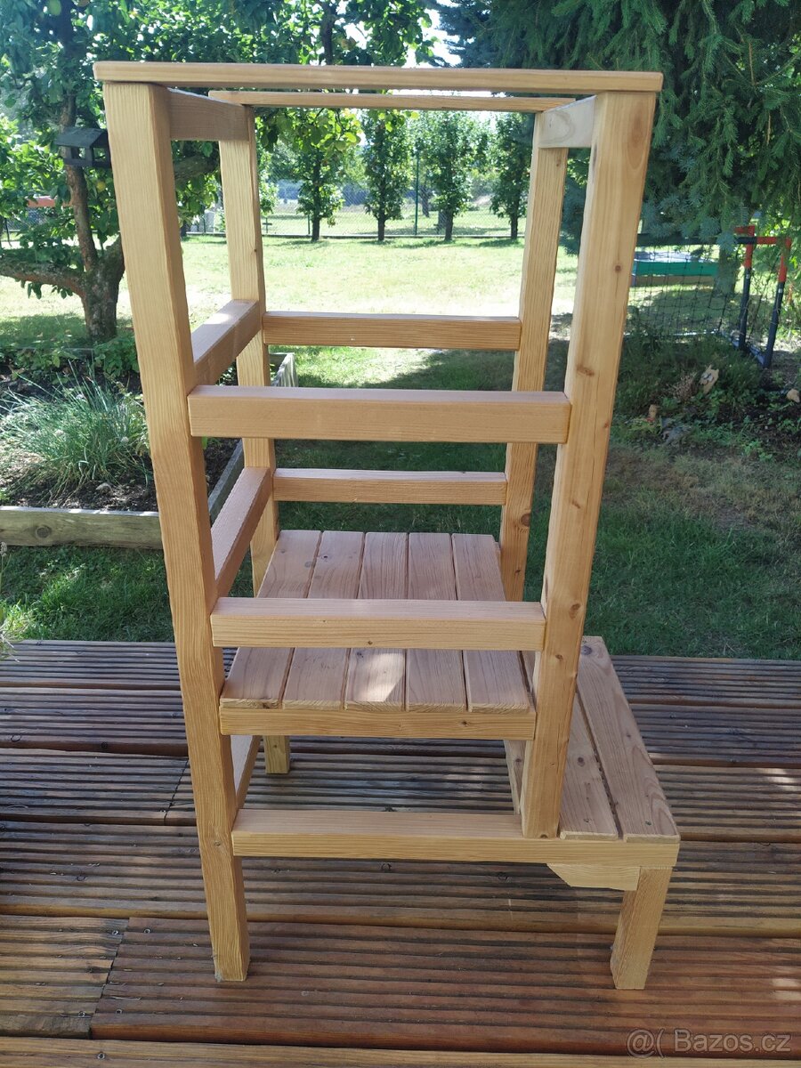 Prodám rostoucí věž dřevěnou - 2