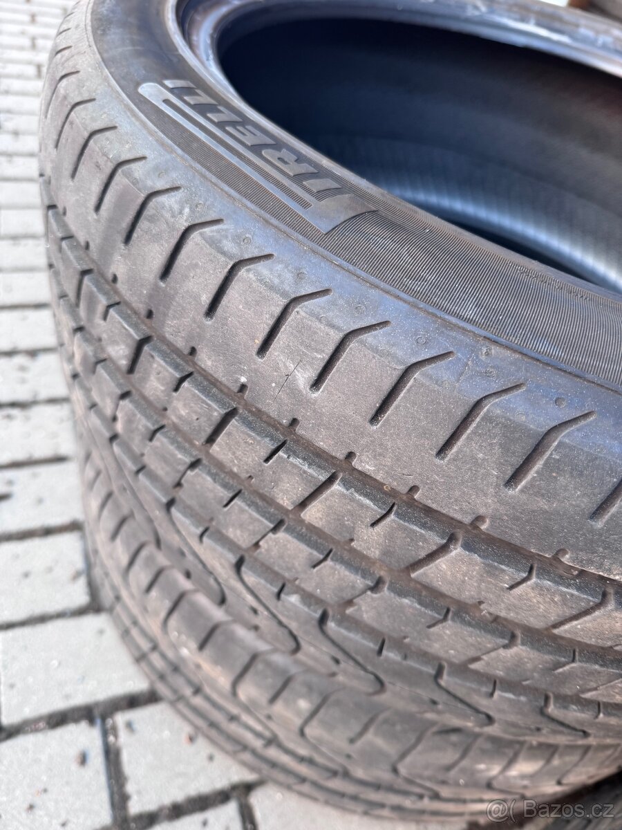 Letní pneu 275/40R19 - 2