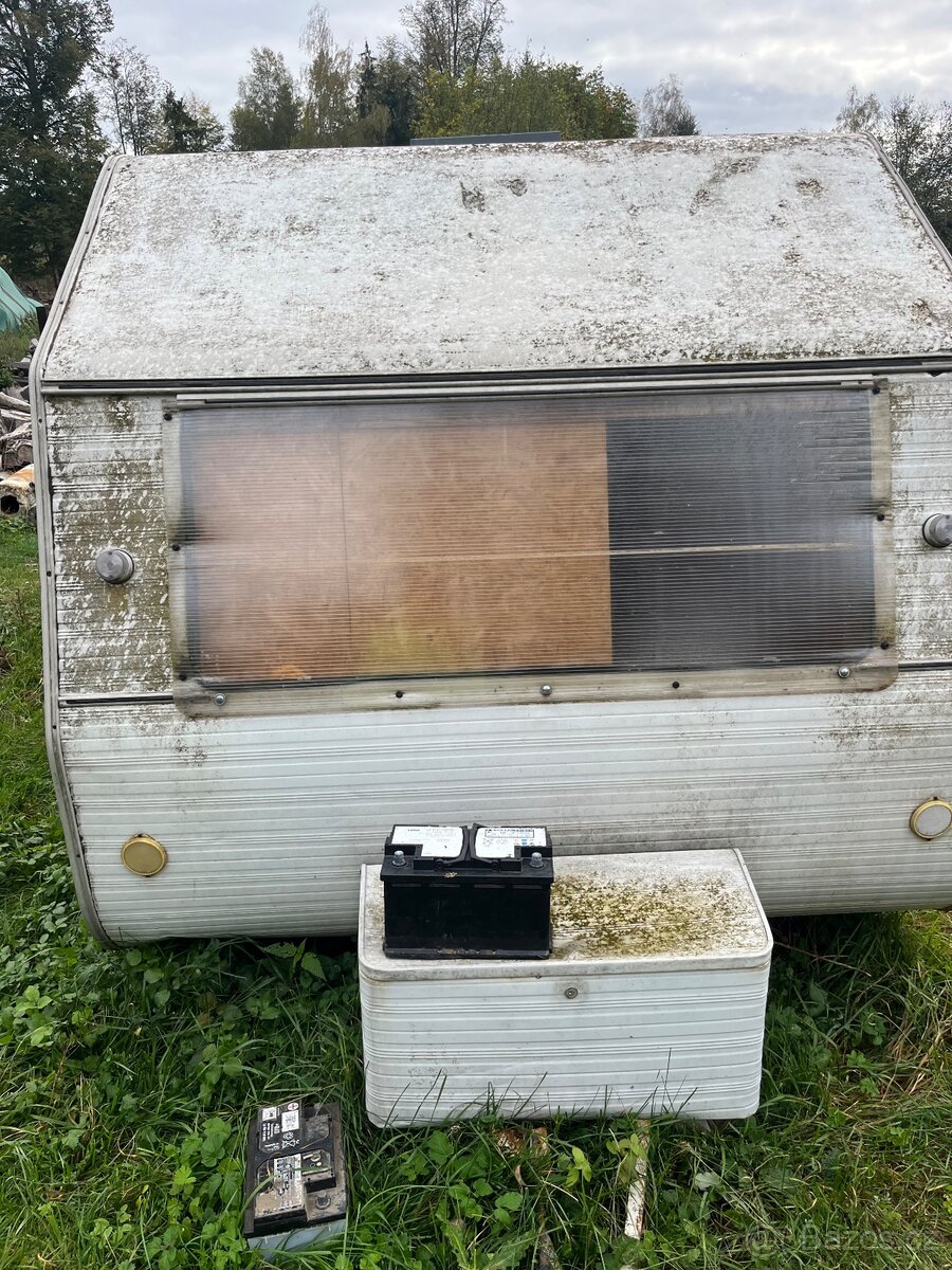 Karavan bez spz - 2