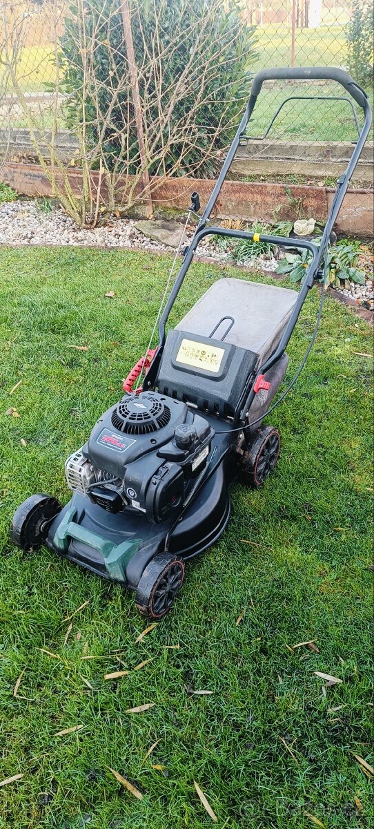 Benzínová sekačka Parkside - 2