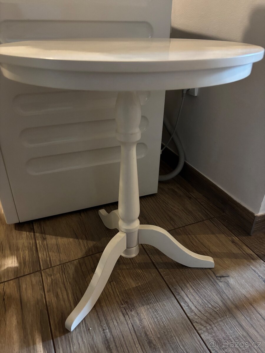 Bílý stolek Provence - 2