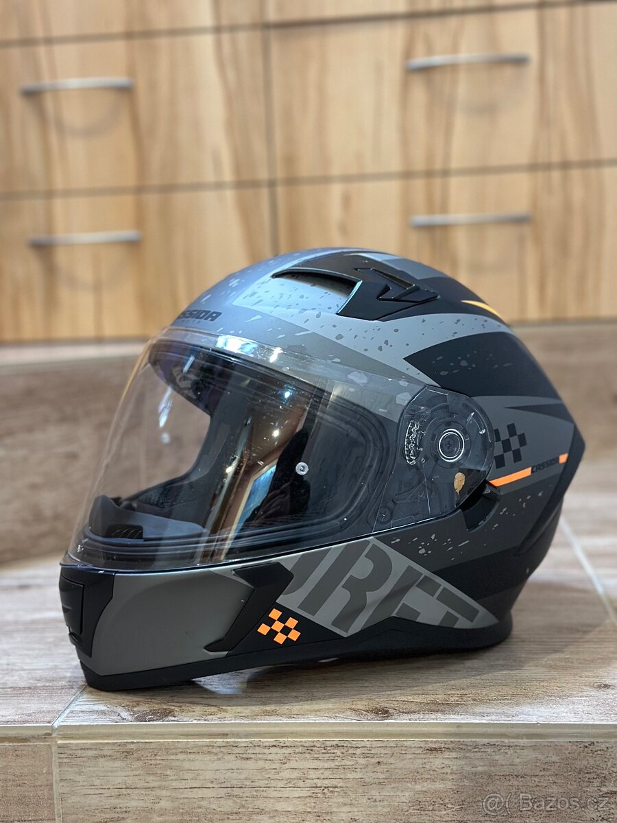 Integrální přilba velikost M - 2