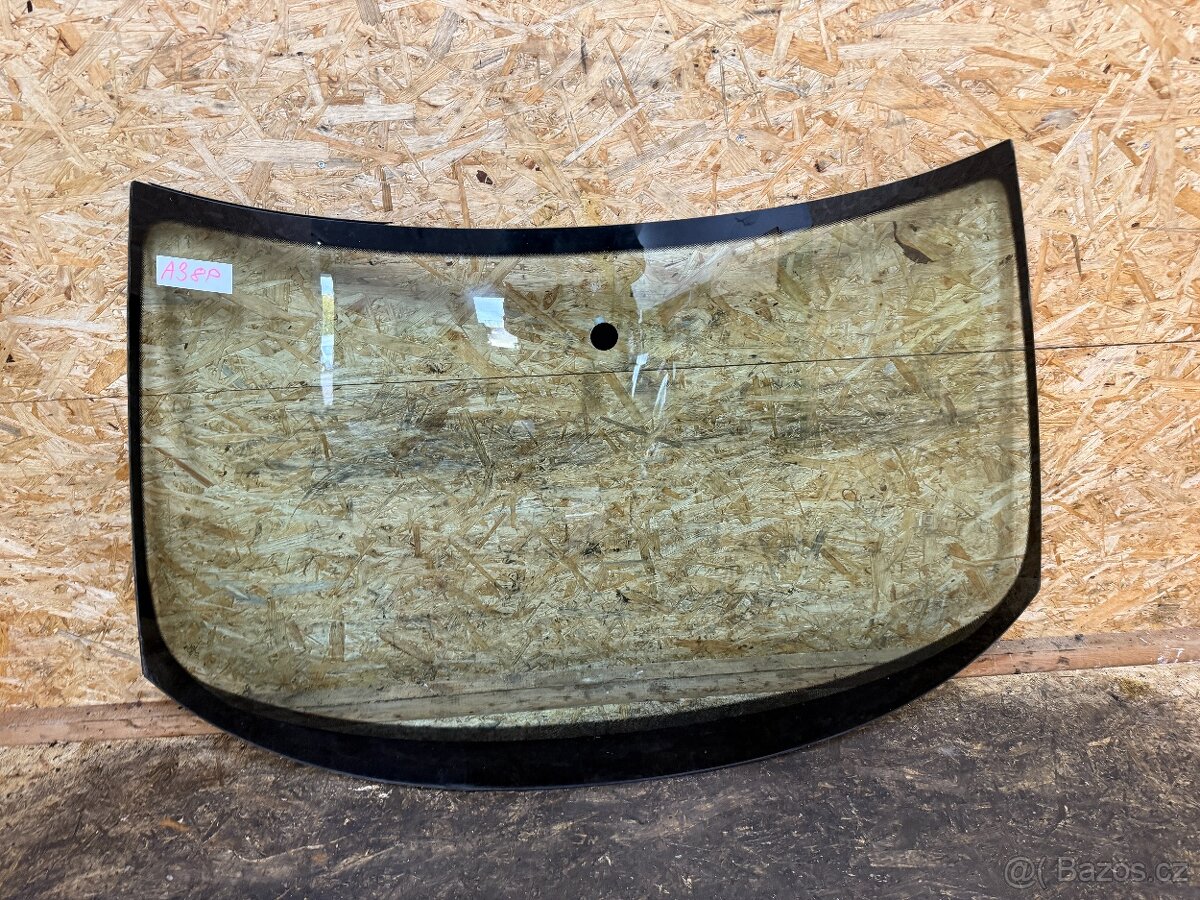 ČELNÍ OKNO AUDI A3 8P - 2