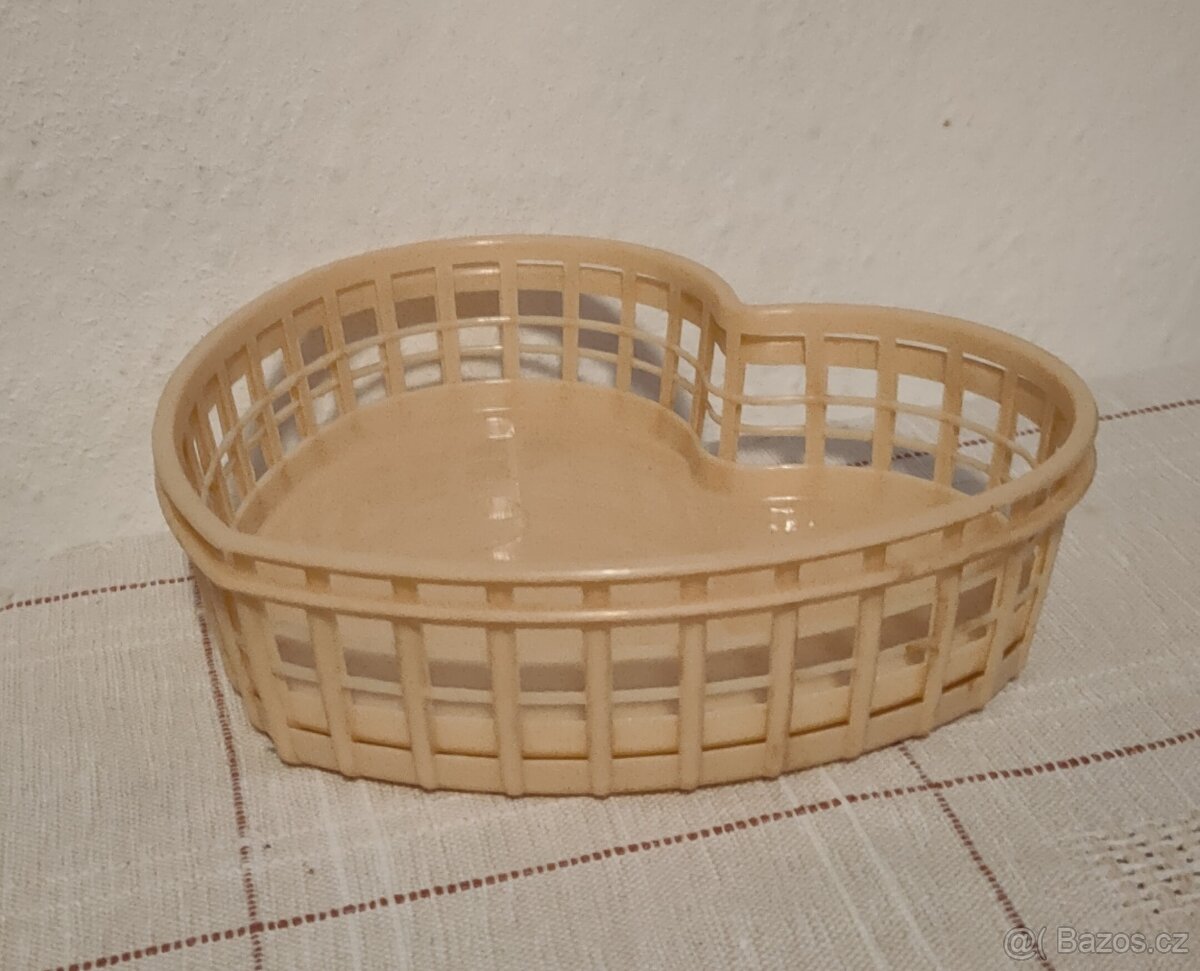 Retro plastové výrobky - košíčky, tácky - 2