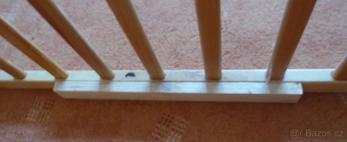 Dřevěná dětská ohrádka - 2