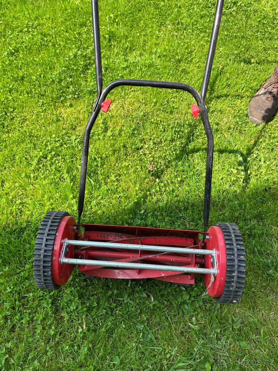 Vřetenová sekacka Hecht - 2