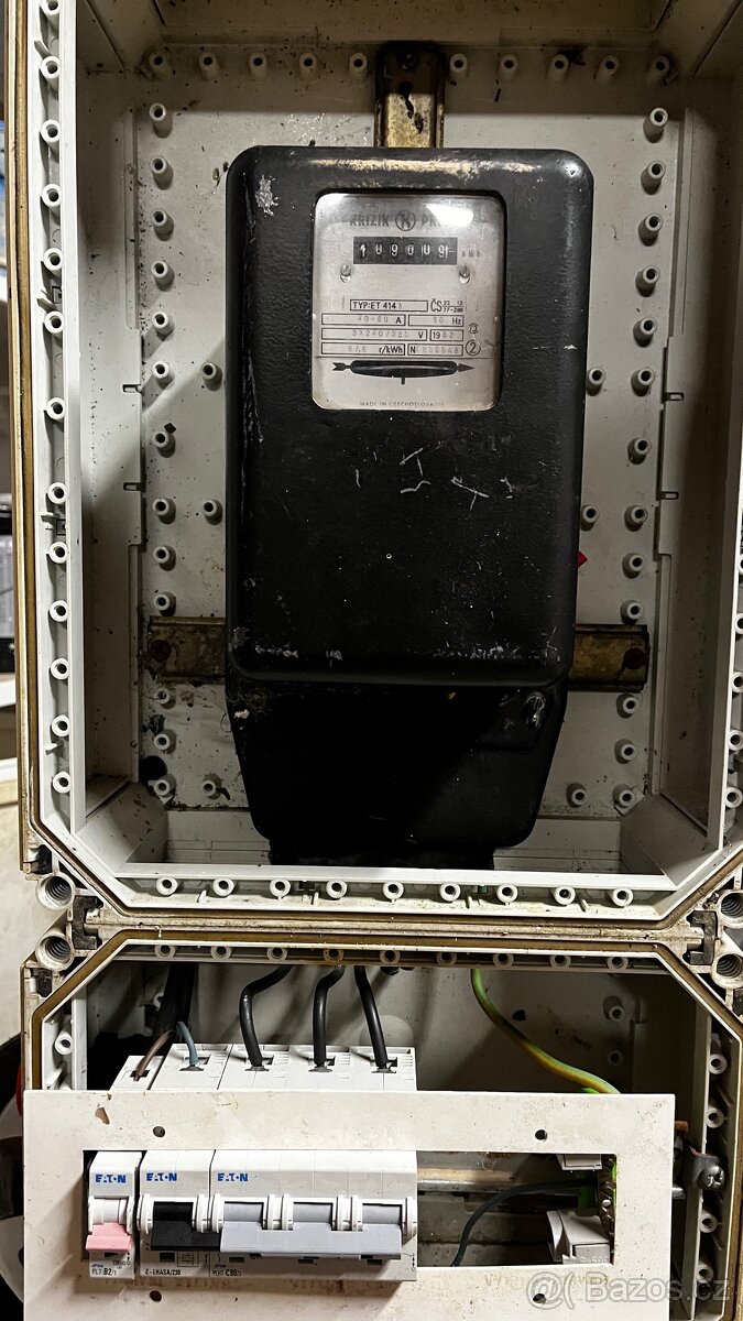 Elektroměrový rozvaděč s hodinami - 2