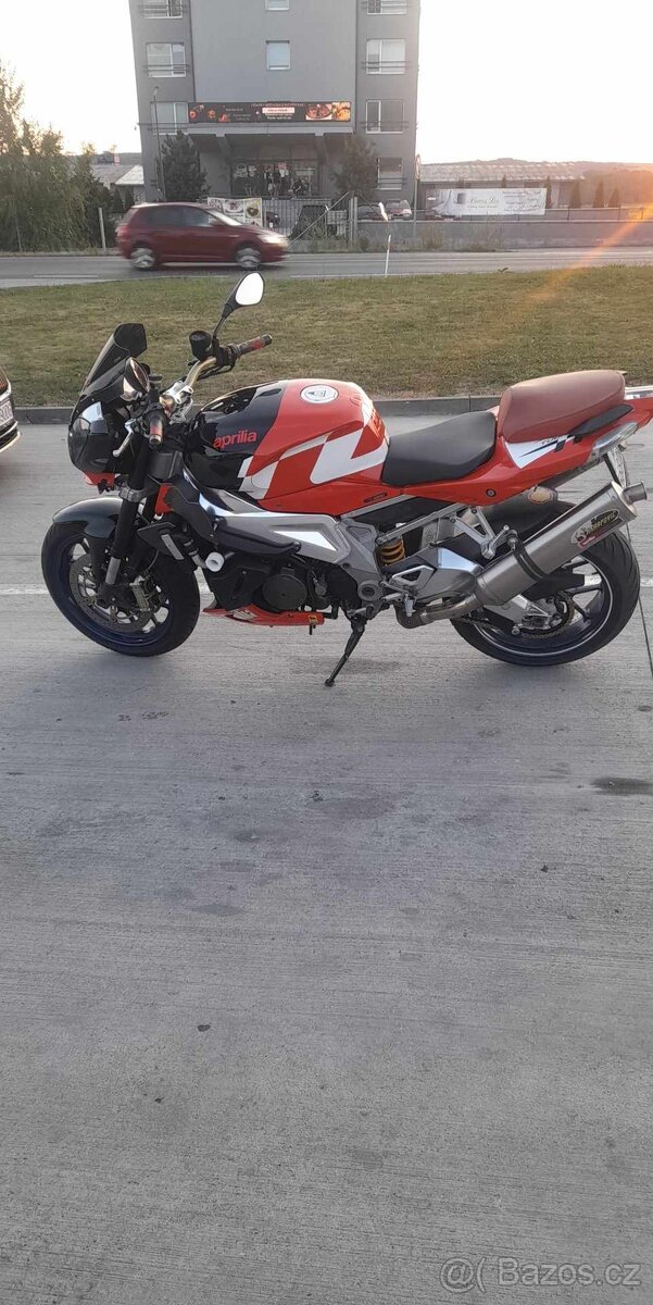 Aprilia tuono 1000r - 2