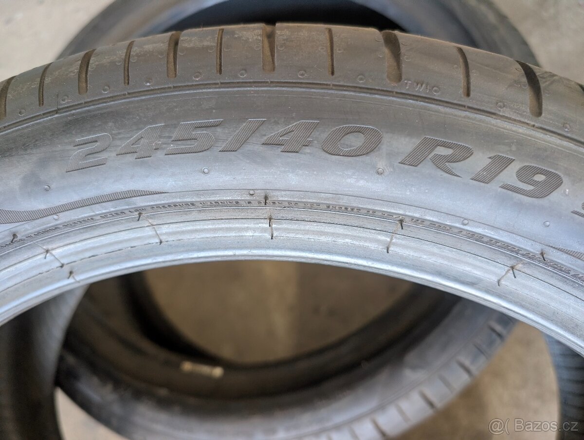 Pirelli 245/40r19 RunFlat - 2