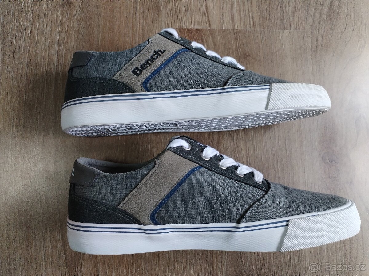 Bench tenisky vel 41 nové - 2